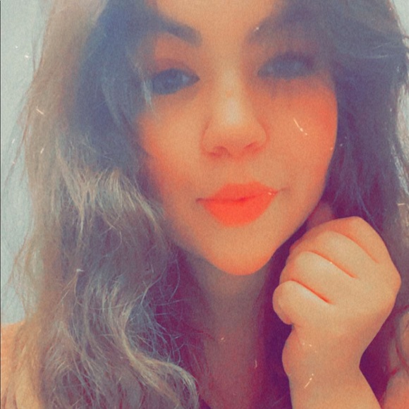 Meet your Posher, Elizabeth - Picture 1 of 1